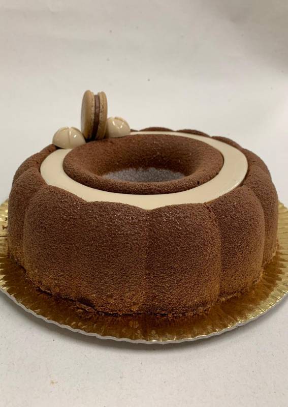Torta espejada negra